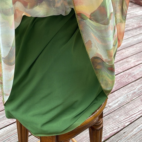 Zara Size Small Sheer Sleeve Ruffled Dress - Tags Attached - Picture 7 of 8